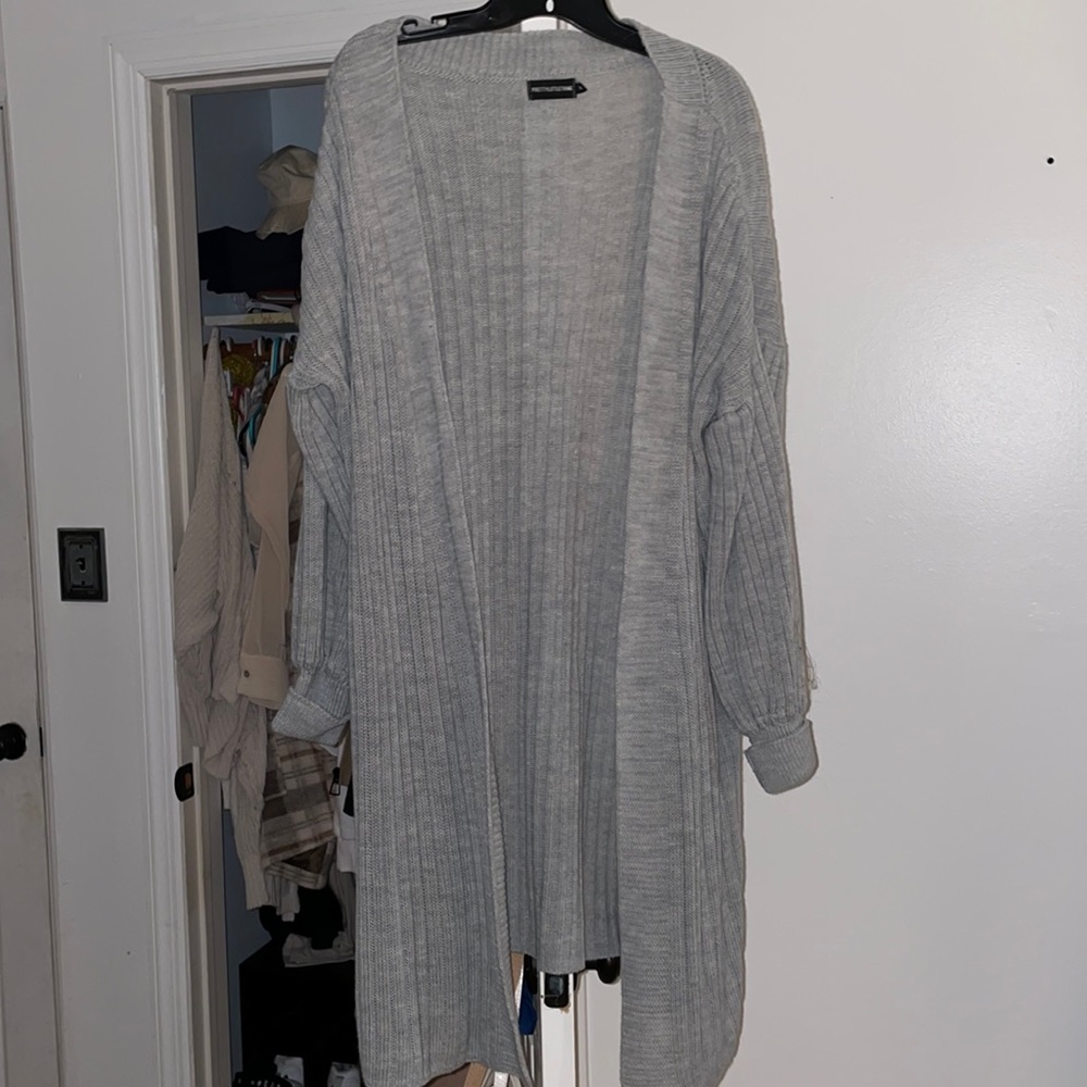 Pretty little thing sweater